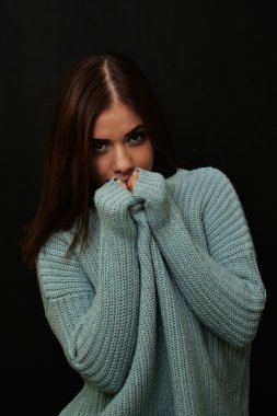 Genç güzel kadın.