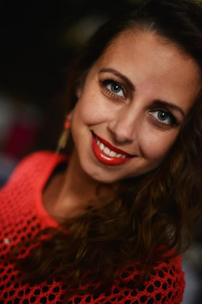 Retrato de mujer joven —  Fotos de Stock