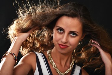 Genç bir kadının portresi