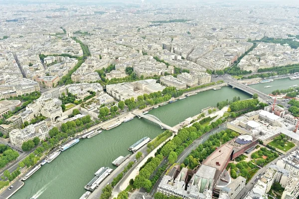 Cidade de Paris tirada de Eiffel — Fotografia de Stock