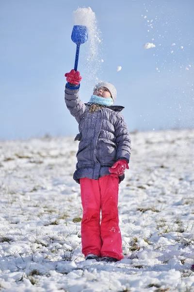 Niña al aire libre — Foto de Stock