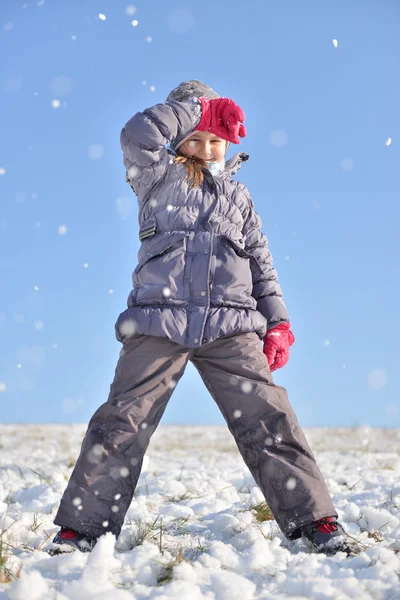 Little girl outdoors — Stock Photo, Image