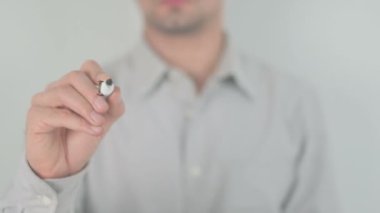 Eğer hayal edebiliyorsan, yapabilirsin. Şeffaf ekranda yazarak.