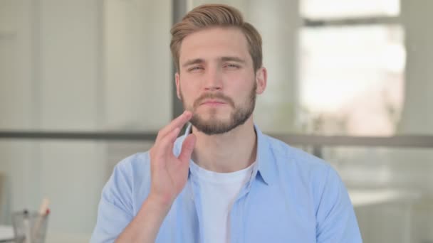 Portrait of Young Creative Man having Toothache, Cavity — Stock Video