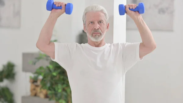 Close up of Loving Old Man doing Exercise with Dumbbells — Stock Photo, Image