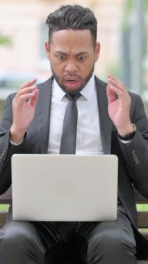 Dikey video, Laptop 'ta Yitik Adam Şok Oldu