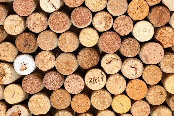 Background of used wine corks, wall of many different wine corks closeup — Stock Photo, Image