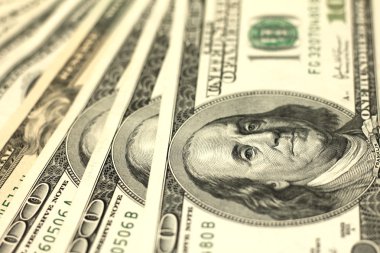 Yüz dolar faturaları yakın çekim