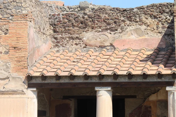 Fragmentos de ruinas de Pompeya. Antigua ciudad romana . — Foto de Stock