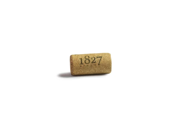 Gebrauchter Rotweinkorken Mit Datum Isoliert Auf Weißem Hintergrund — Stockfoto