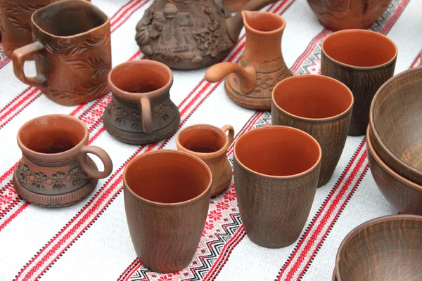 Ecological clay pottery ceramics sold in market — Stock Photo, Image