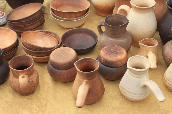 Ecological clay pottery ceramics sold in market — Stock Photo, Image