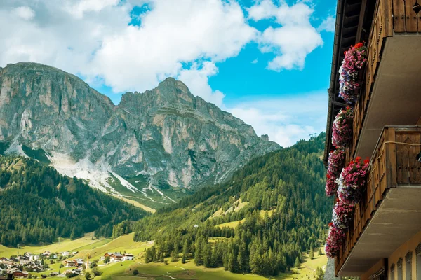 Pueblo Val Gardena Tirol del Sur Dolomiten montaña —  Fotos de Stock