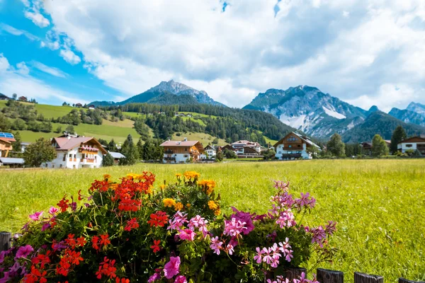 Köy Val Gardena Güney Tirol Dolomiten dağ — Stok fotoğraf