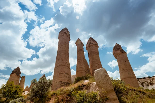 Vale do amor Goreme Capadócia Turquia verão — Fotografia de Stock