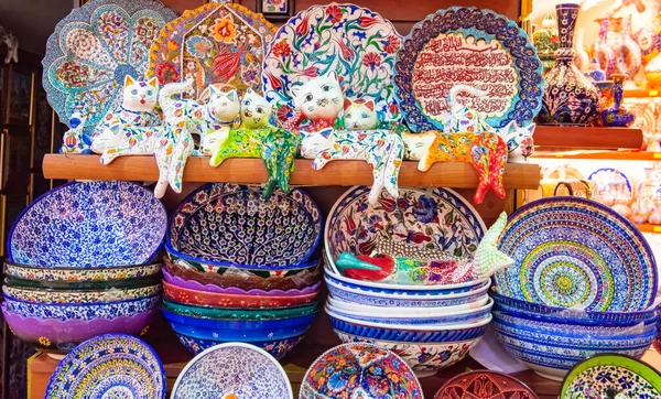 Multicolored authentic lamps Grand Bazaar in Istanbul — Stock Photo, Image