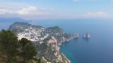 Capri Adası 'nın hava aracı görüntüsü
