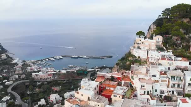 Vista aerea drone dell'isola di Capri — Video Stock