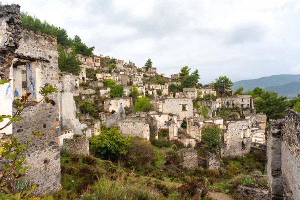 Antiguo pueblo griego abandonado Kayakoy, Fethiye, Turquía — Foto de Stock