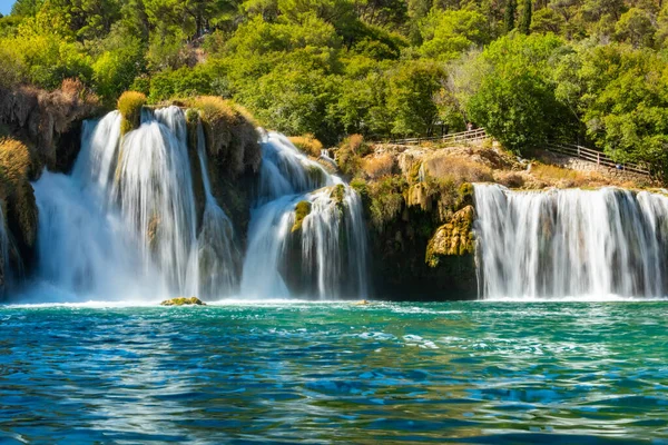 Nationaal park Krka, waterval Skradinski buk, Kroatië. — Stockfoto