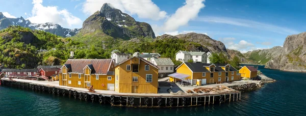Picturesque village  Nusfjord — Stock Photo, Image