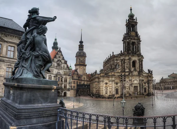 La antigua ciudad de Dresde. Centro histórico y cultural — Foto de Stock