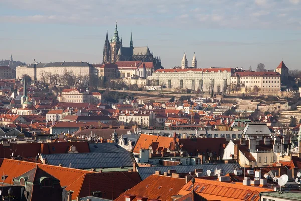 Vue d'été de la vieille ville de Prague, République tchèque — Photo