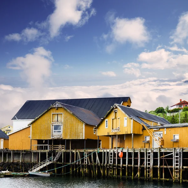 Gündüz bir köyde, Lofoten Adaları, Norveç — Stok fotoğraf