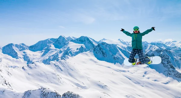 Sportów ekstremalnych zimowych snowboardzista, Sölden, Austria, — Zdjęcie stockowe