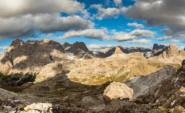 Veduta panoramica dell'italiano — Foto Stock