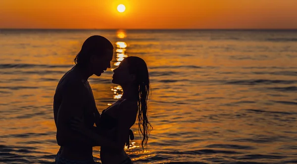 Beautiful loving couple — Stock Photo, Image