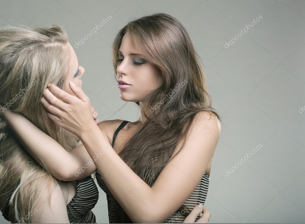 Lesbian Woman Pics