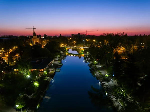 Ночной городской пейзаж, Тимишоара — стоковое фото