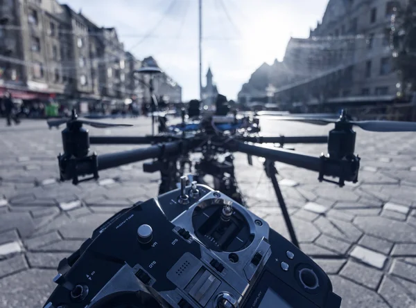 Drone professionnel pour la photographie aérienne — Photo