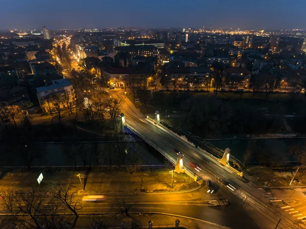 Ночной городской пейзаж - европейский город — стоковое фото