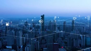 Kablosuz ağ bağlantısı kavramına sahip modern şehir