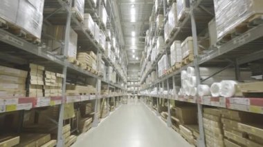 Modern depo, Alışveriş Merkezindeki Depo