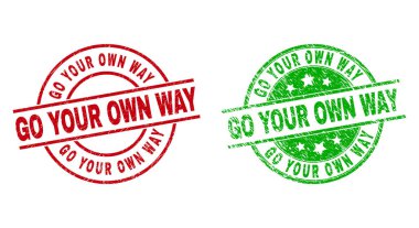 Kendi yoluna git Yüzeyinde çizikler olan yuvarlak rozetler