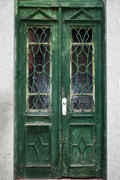 Viejo Exterior Vintage Madera Verde Puerta Con Primer Plano Cristal — Foto de Stock