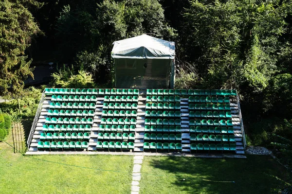 Tribunas Espectadores Vacíos Del Teatro Verano Parque Día Soleado — Foto de Stock