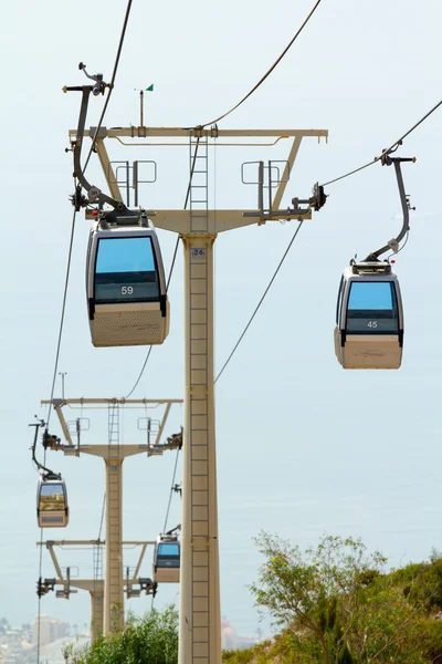 Cableway of city near sea — Stock Photo, Image