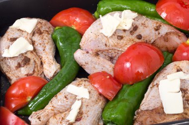 Kızartma tavuk Akdeniz tarzı