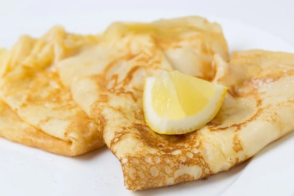 English pancake and lemon — Stock Photo, Image