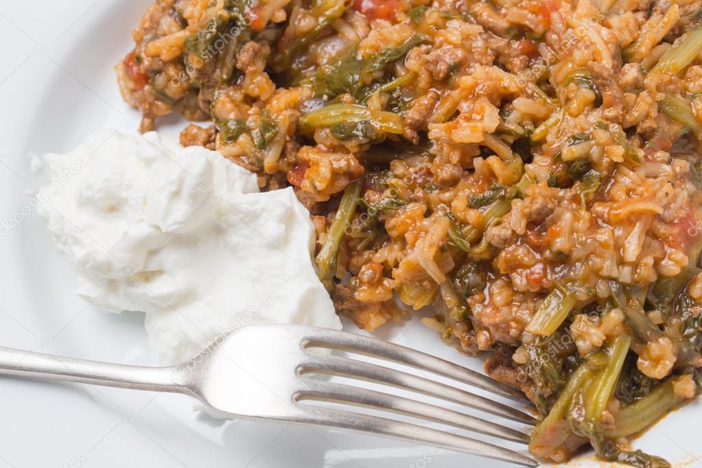 mince and spinach with yogurt