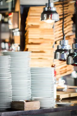 plakaları yığını