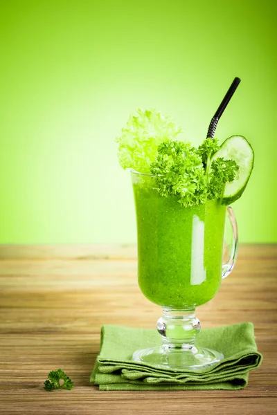 Zdrowe soki zielony smoothie — Zdjęcie stockowe