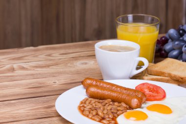 Tam İngiliz kahvaltısı