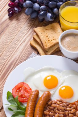 Tam İngiliz kahvaltısı