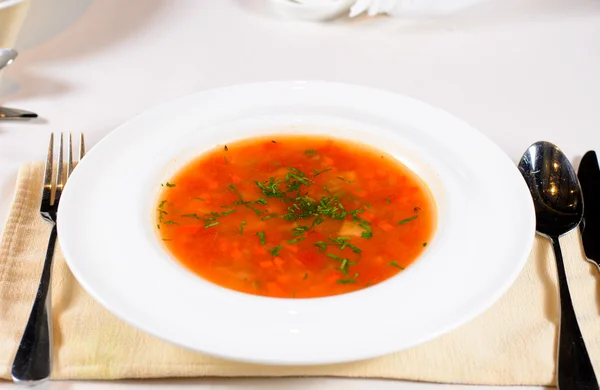 Миска гострого овочевого мінестронового супу — стокове фото