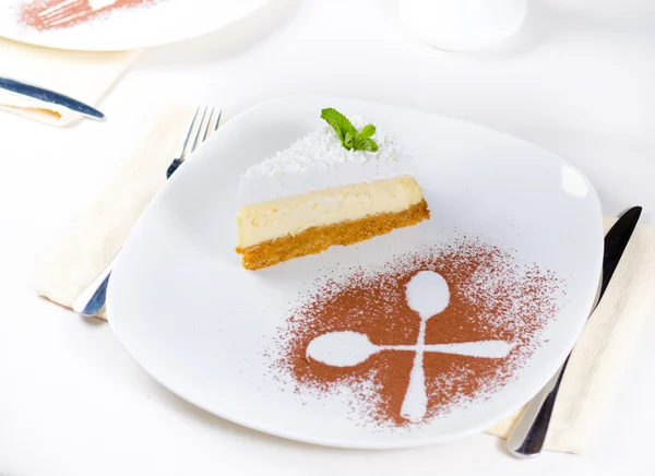 Revestimiento decorativo y presentación de tarta de queso — Foto de Stock